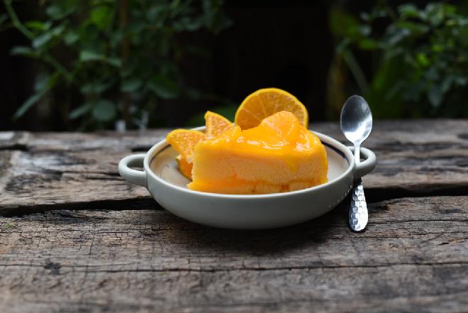 Ciasto pomarańczowe - pyszny placek bez pieczenia
