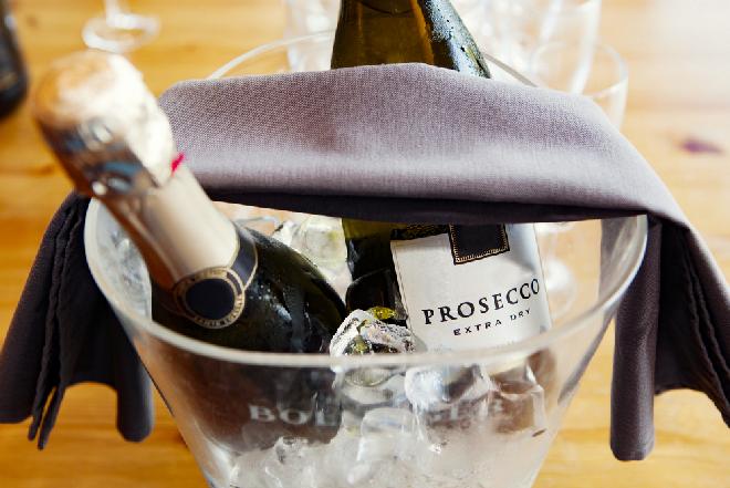 Prosecco - jak podawać i czym łączyć wino prosecco? Do czego pasuje prosecco?